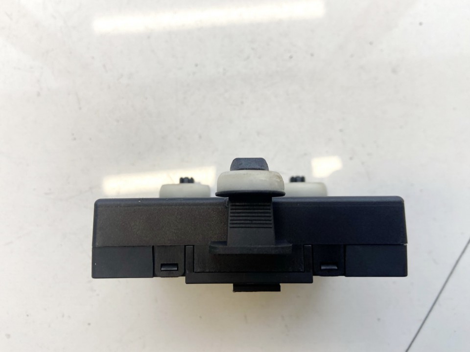 8T0959792Q Audi A5 2014 Door control relay (DOOR CONTROL UNIT MODULE ECU ) - Thumbnail 3