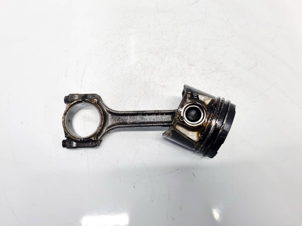 Fiat Idea 2005 Piston and Conrod (Connecting rod)