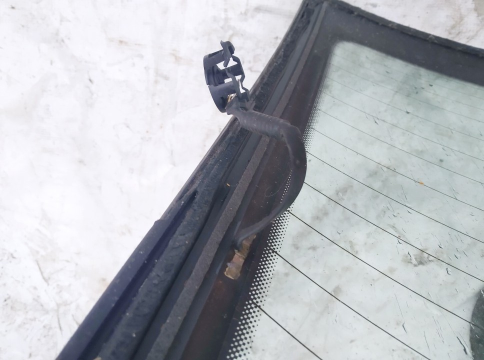 Audi A4 2002 verre arrière - Thumbnail 3