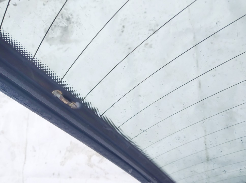 Audi A4 2002 verre arrière - Thumbnail 4