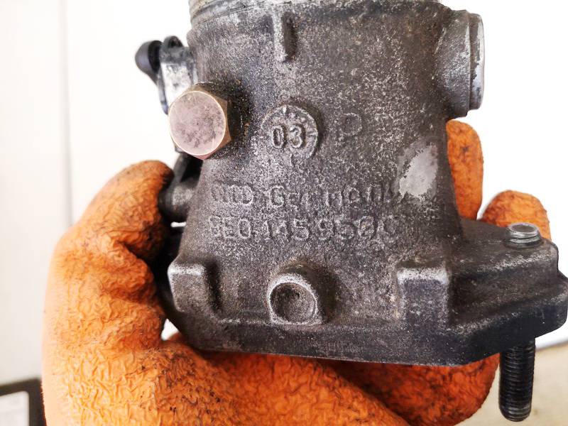 8E0145950 Audi A4 2004 Droseles vārsts - Thumbnail 3