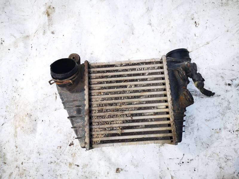 1J0145803 Volkswagen Golf 2001 Intercooler radiator - engine cooler fits charger