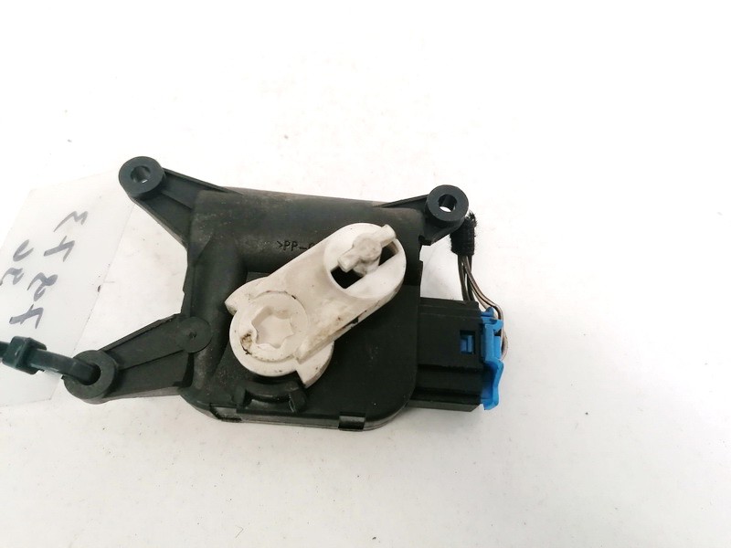 1K1907511C Audi A3 2003 Heater Vent Flap Control Actuator Motor - Thumbnail 3