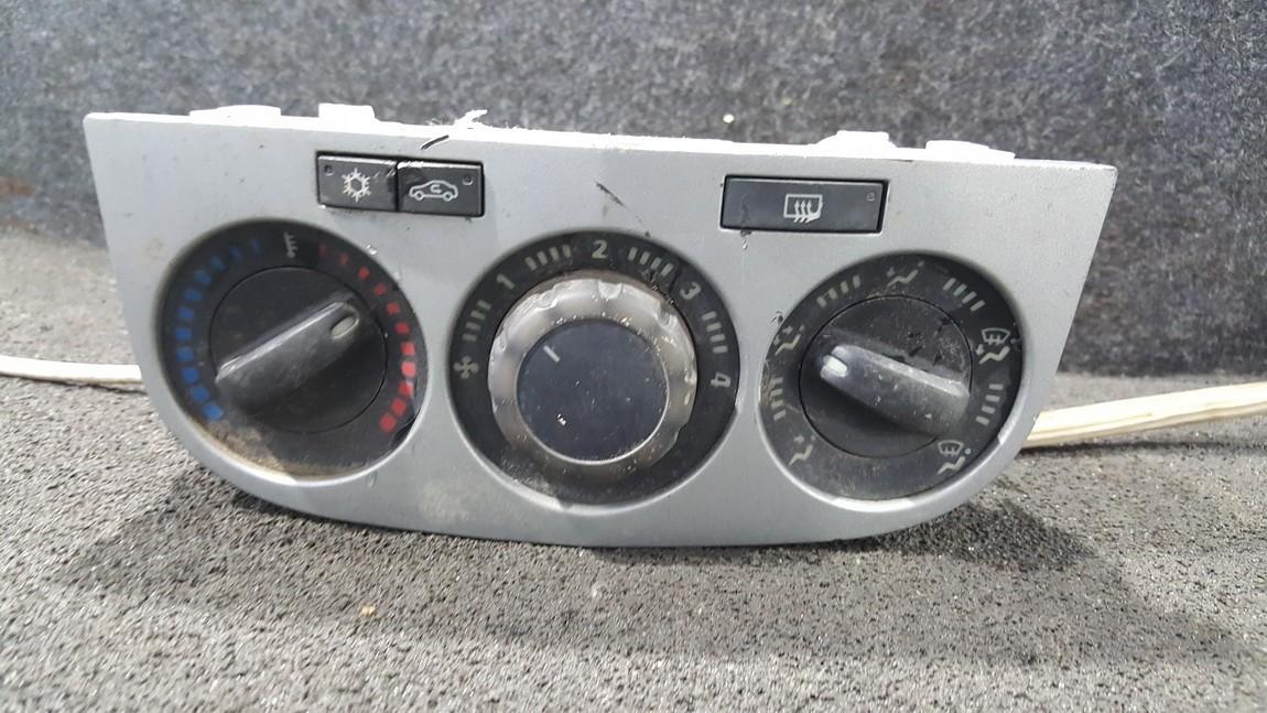 466119570 Opel Corsa 2008 Climate Control Panel (heater control switches)