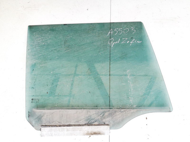 Opel Zafira 2000 Duru stiklas G.D.
