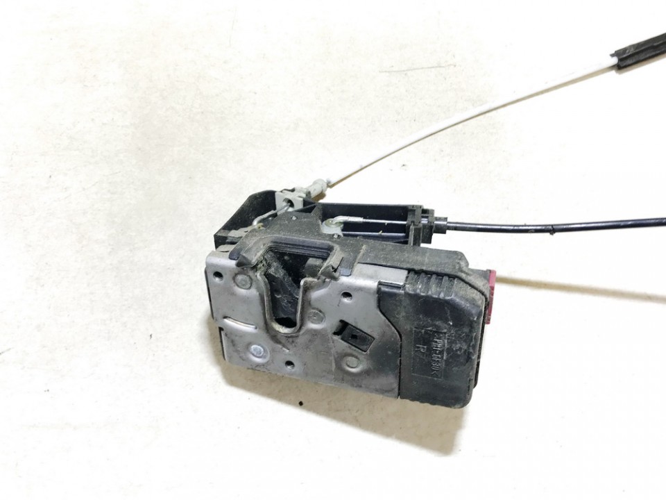 Opel Astra 2004 Oven Lukko - TAKANA OIKEALLA