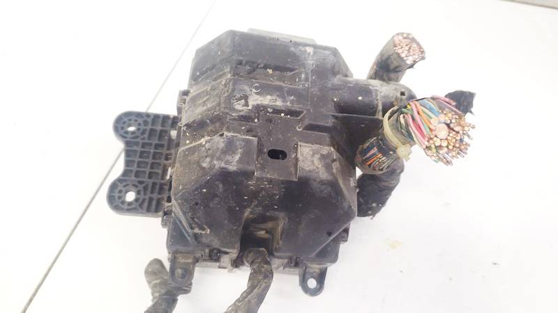 5683 Suzuki Grand Vitara 2006 Skrzynka bezpieczników - Thumbnail 2