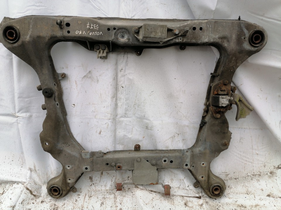 Volvo V70 2004 Traversas P.