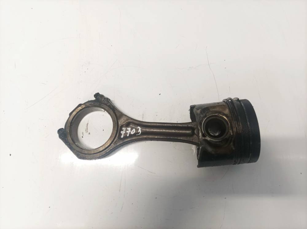 059AB Audi A6 2005 Piston and Conrod (Connecting rod)