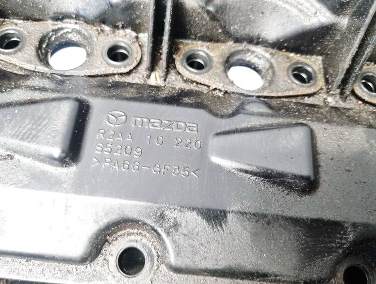 R2AA10220 Mazda 6 2010 Valve cover - Thumbnail 4