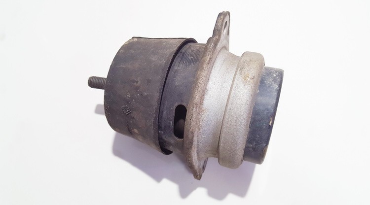 7L6199131C Volkswagen Touareg 2005 Poduszki silnika oraz poduszki skrzyni biegów