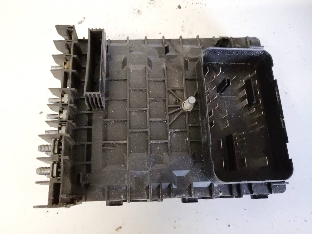 1K0937125A Skoda Octavia 2006 Fuse box - Thumbnail 2