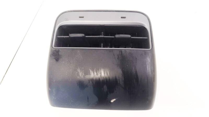 108792902C Tesla Model Y 2023 Salono oro groteles