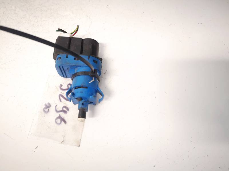 BN7N Mazda 5 2005 Stabdziu zibintu daviklis (rele-varlyte) - Thumbnail 2