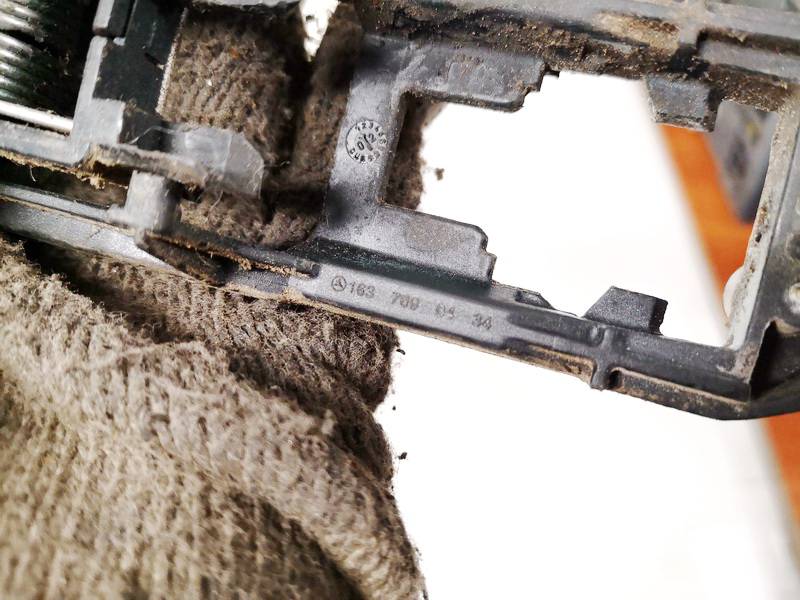 1637600434 Mercedes-Benz ML-CLASS 2003 Duru isorine rankenele G.K. - Thumbnail 3