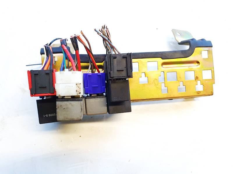 used used Fuse box Citroen Jumper 2000 2.8L EIS01824647 Used Auto