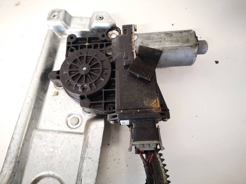 0130821654 Opel Vectra 1999 Window Motor - FRONT LEFT
