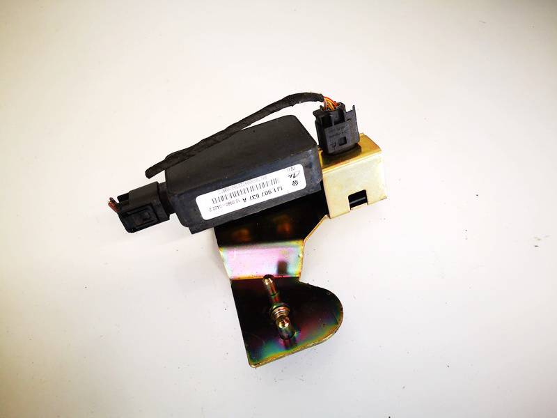 1J0907657A Volkswagen Golf 2000 Esp Accelerator Sensor (ESP Control Unit) - Thumbnail 3