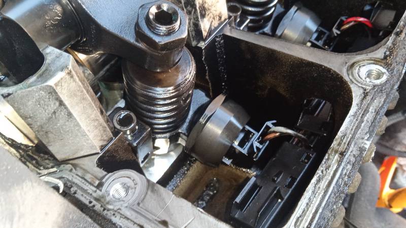 038130073AG Volkswagen Golf 2004 Fuel Injector