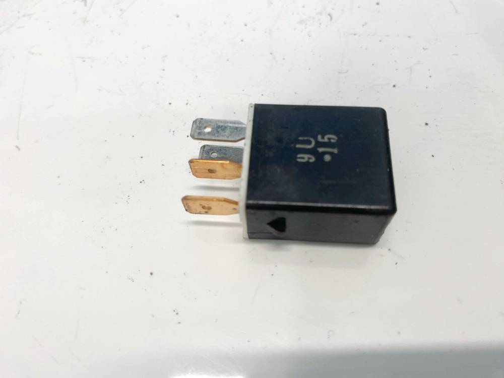 9098702012 Toyota Yaris Verso 2000 RELÉ PARA AUTOMÓVIL - Thumbnail 2