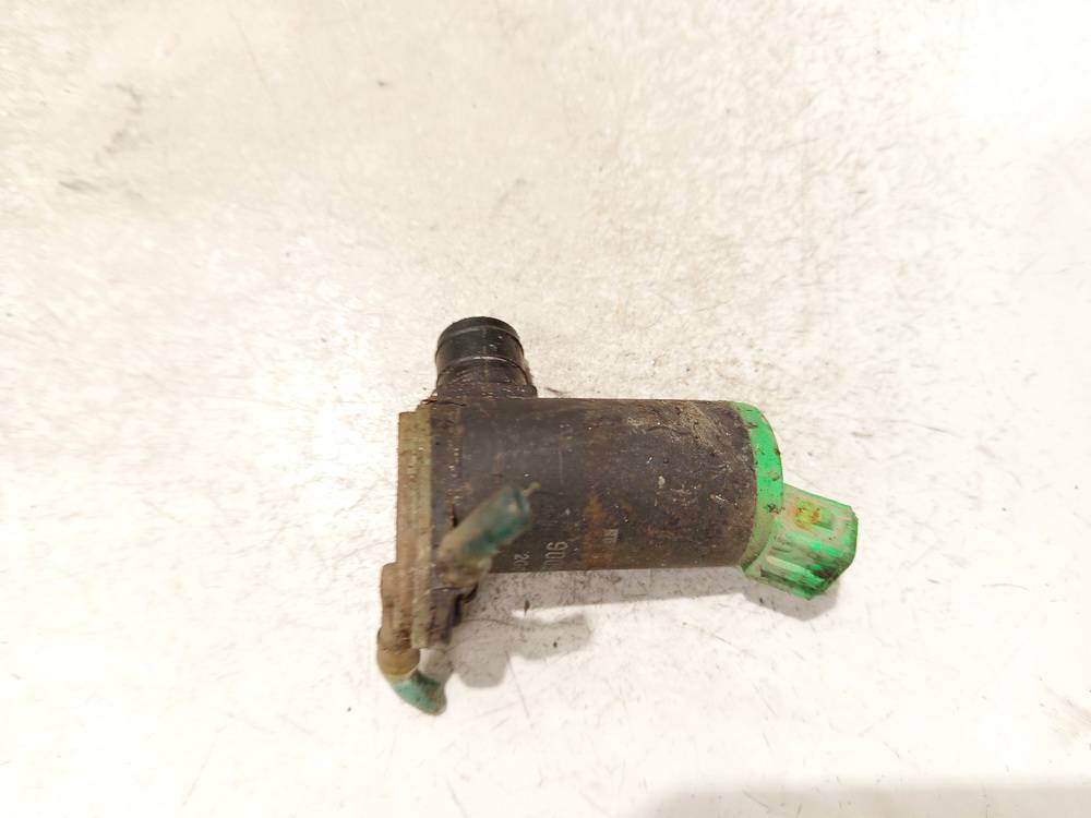 90095 Volkswagen Transporter 1996 Windshield Windscreen Washer Pump