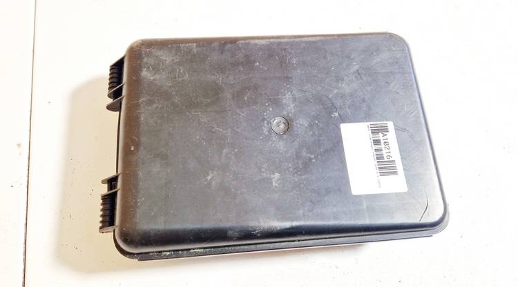 8D0927355A Volkswagen Passat 1999 Fuse Box Cover