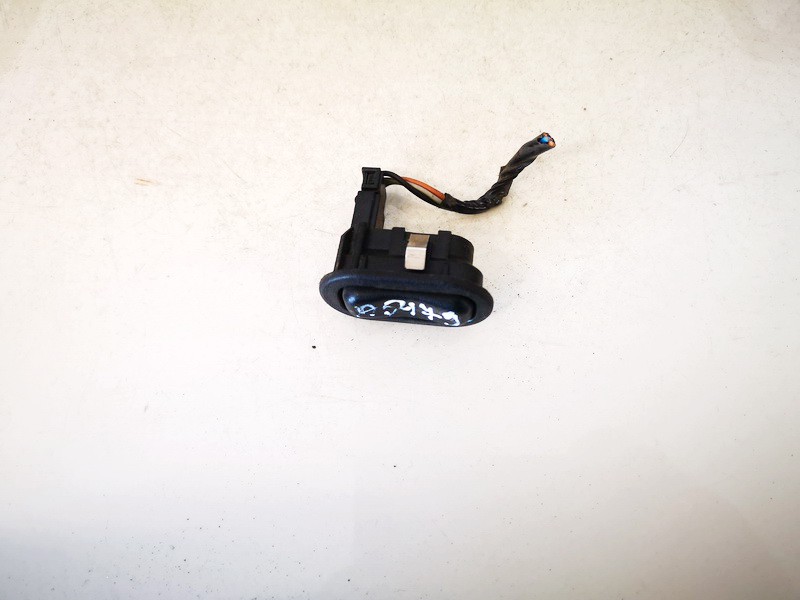 90561388 Opel Astra 2000 Power window control (Window Regulator-Window Switch)