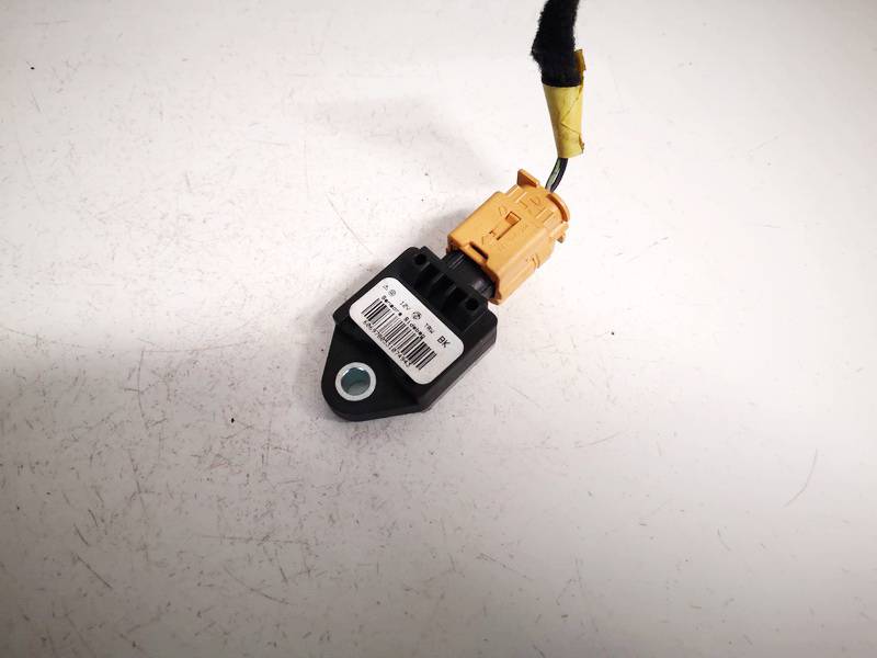 Alfa Romeo Rear Crash Sensor 60697805 used Srs Airbag crash sensor Alfa-Romeo 159 2008 1.9L ...