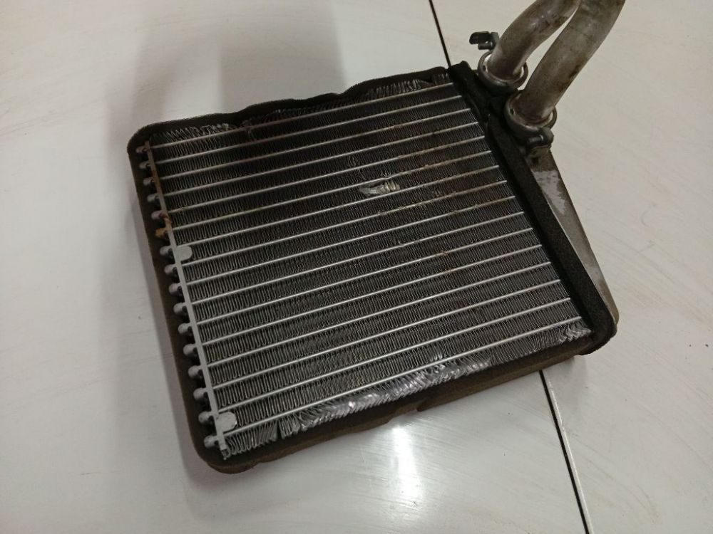 1K0819031B Volkswagen Golf 2007 Heater radiator (heater matrix) - Thumbnail 2