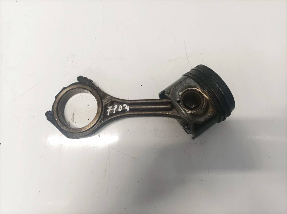059AB Audi A6 2005 Piston and Conrod (Connecting rod)