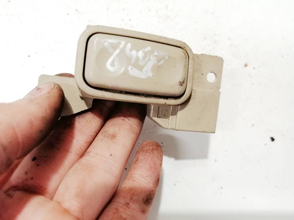 Lexus RX - CLASS 2000 Istuimen säätöpainike - Thumbnail 3