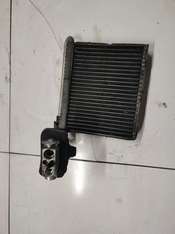 Ford Grand C-Max 2011 Air Conditioning Condenser