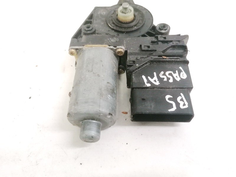 9776105407301 Volkswagen Passat 1999 Window Motor - REAR RIGHT - Thumbnail 2
