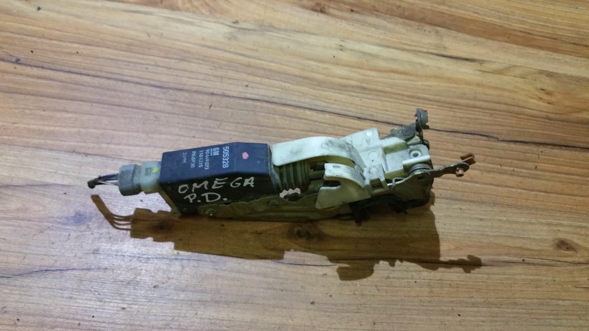 90449073 Opel Omega 1996 Door Lock Mechanism - FRONT RIGHT