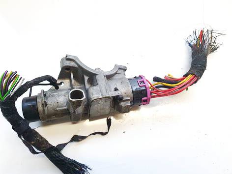4B0905851 Volkswagen Passat 1998 Ignition Starter Switch - Thumbnail 3