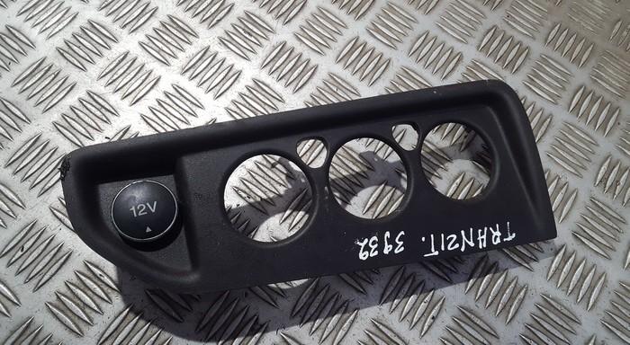 BK3118522BCW Ford Transit 2015 Interior trim