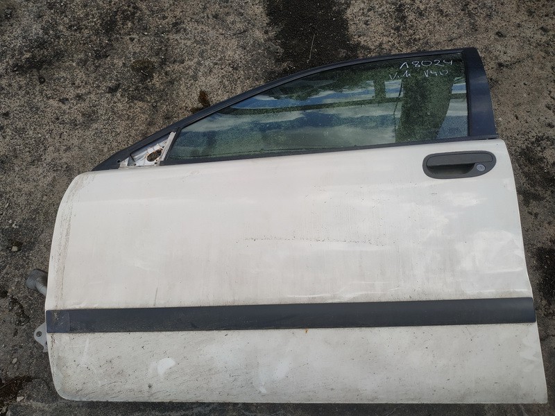 BALTOS Volvo V40 1997 porte avant gauche