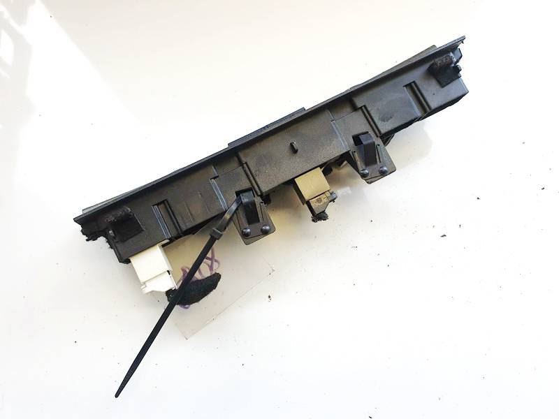 4F0941518 Audi A6 2006 WARNING, BOTÓN INTERRUPTOR DE LUZ DE PELIGRO - Thumbnail 2