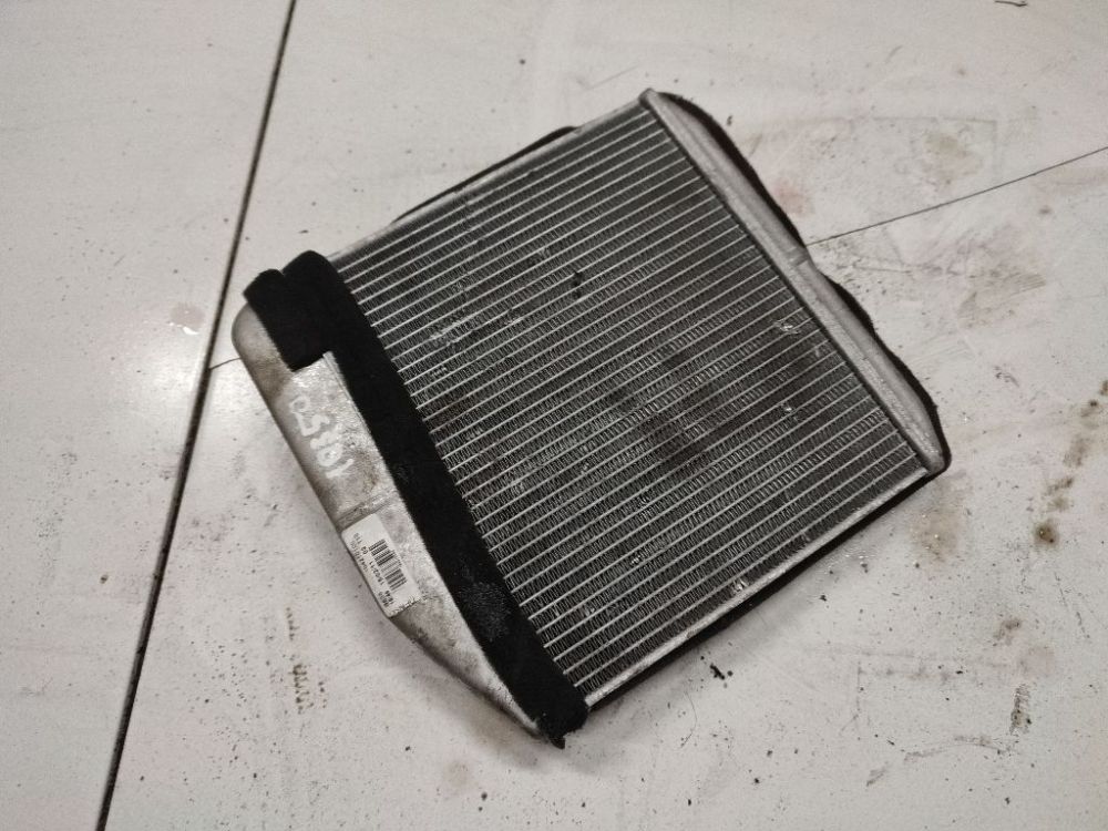 104210100 Toyota Auris 2007 Lämmityslaitteen kenno - Thumbnail 3