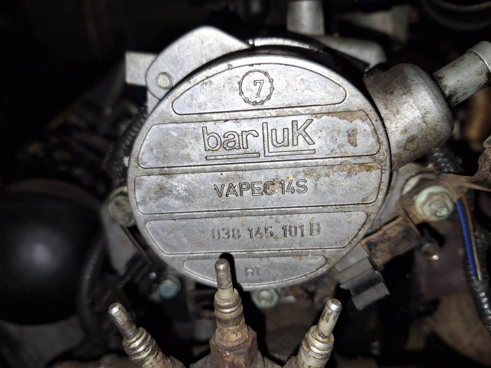 038145101B Volkswagen Golf 1997 Bremžu vakuuma sūknis