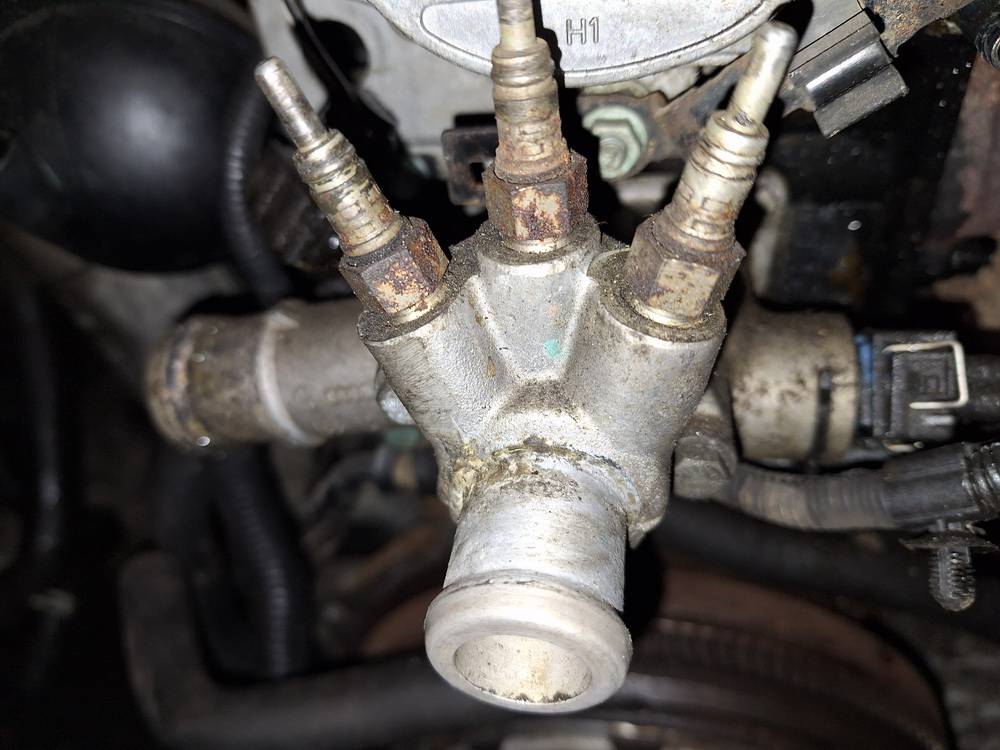 038121133A Volkswagen Golf 1997 Heater thermal valve(valve heater, Coolant Heater)