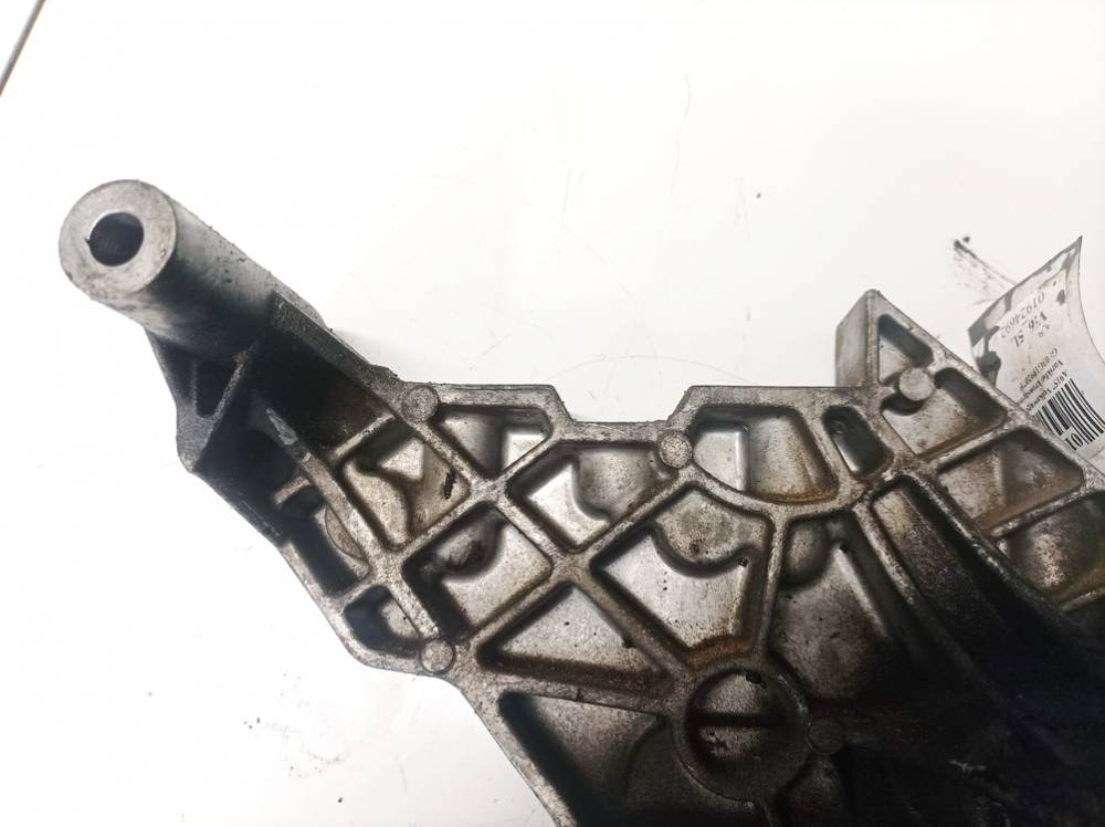 03G199207F Volkswagen Golf 2005 Engine Mount Bracket and Gearbox Mount Bracket - Thumbnail 3