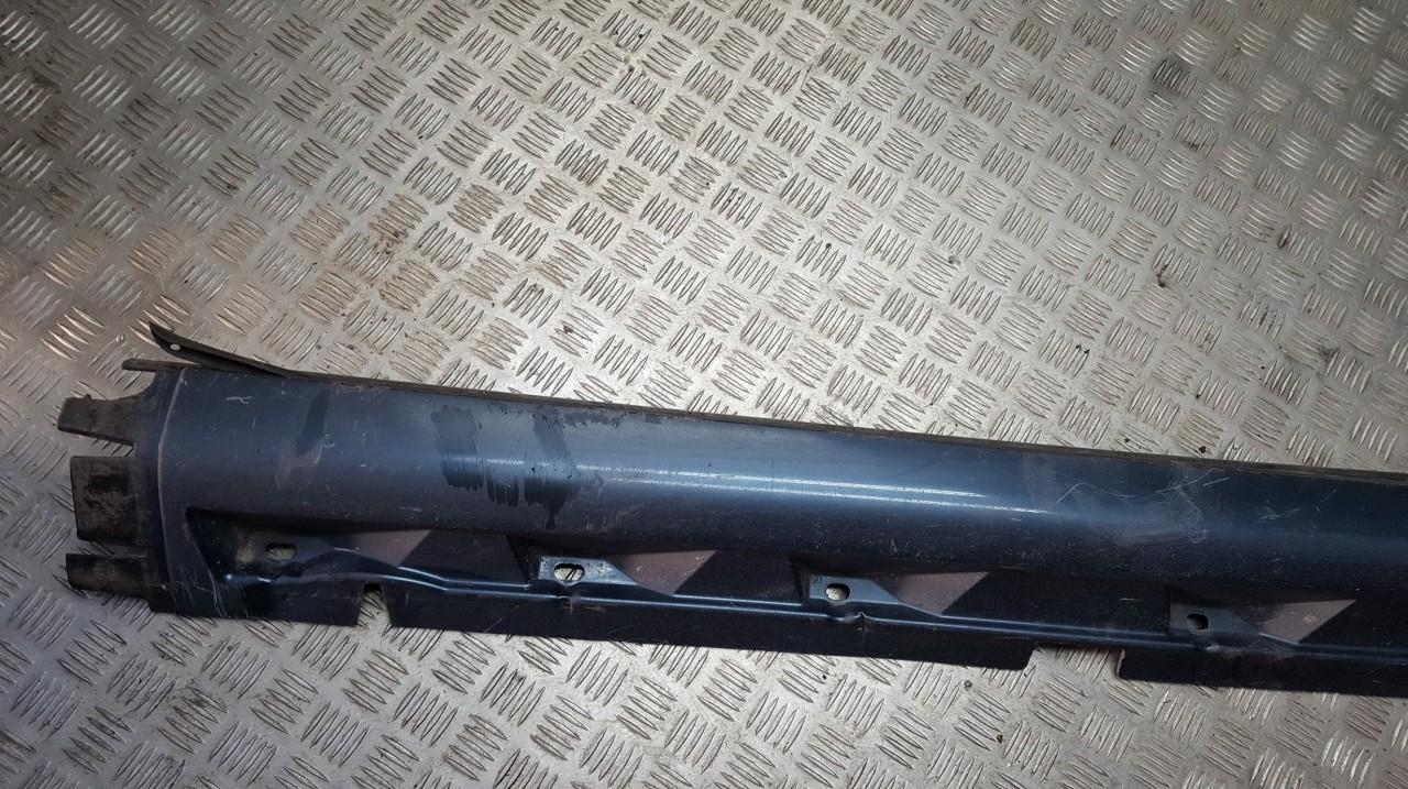 30744339 Volvo V70 2007 Right Sill Moulding