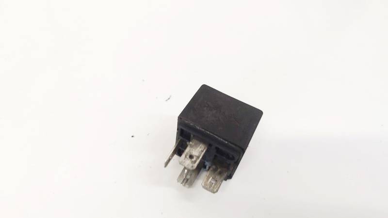 12V30A Volkswagen Golf 2004 Relay module