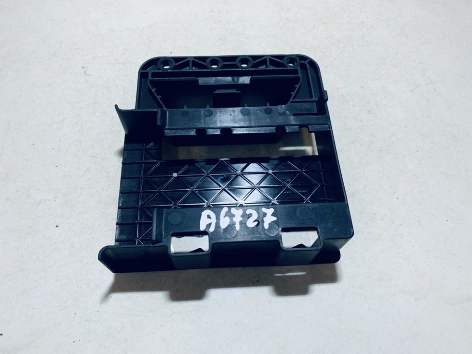 1K1907348A Volkswagen Golf 2004 Other car part