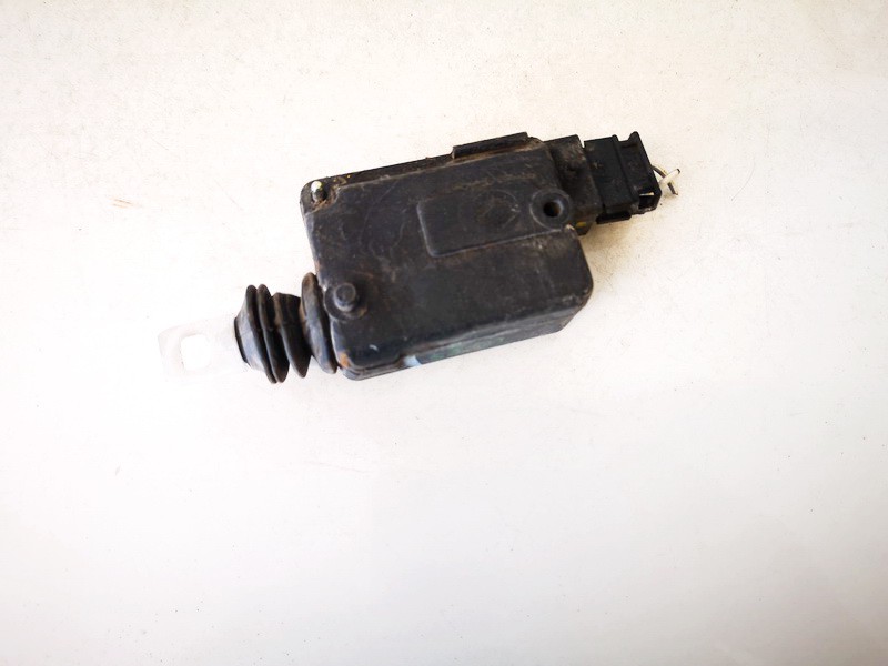 Renault Laguna 1995 Kuro bako dangtelio varikliukas (uzrakto varikliukas)