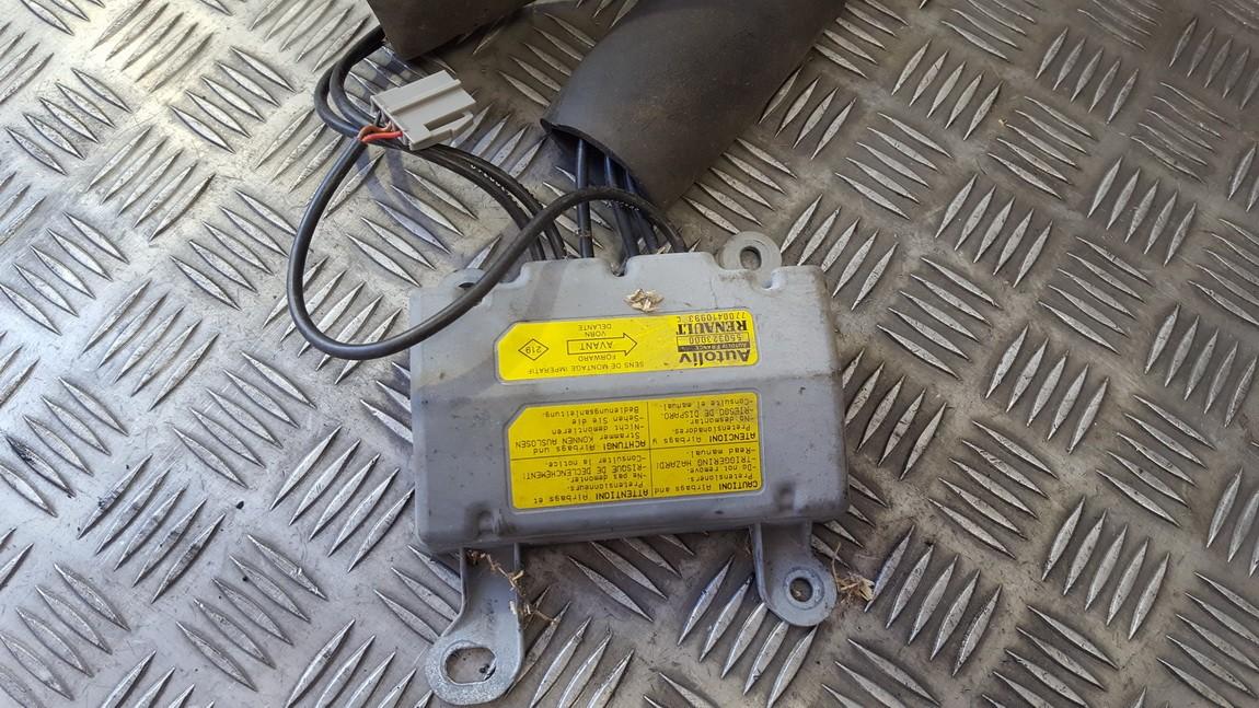 7700410993C Renault Laguna 1995 Komputer SRS airbag – moduł sterujący poduszek powietrznych