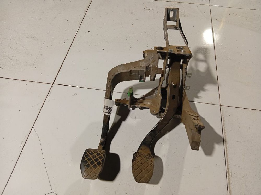 KTS3 Audi A4 2000 Pedal work, Brake pedal, Pedal bracket, Clutch pedal