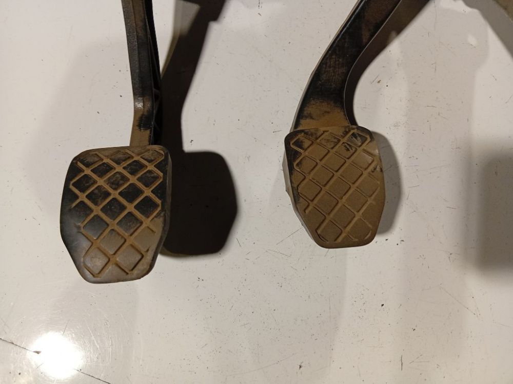 KTS3 Audi A4 2000 Stabdziu pedalas - Thumbnail 2