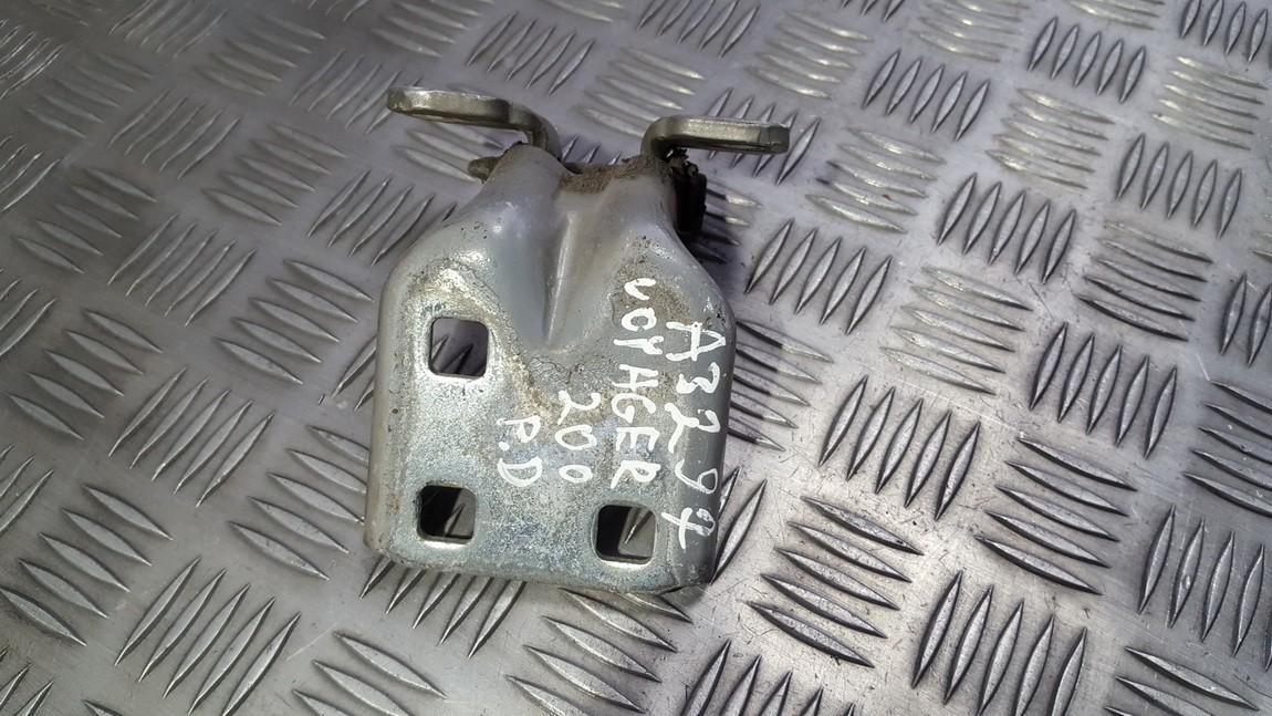 D4717408E Chrysler Voyager 2000 Priekiniu duru vyris P.